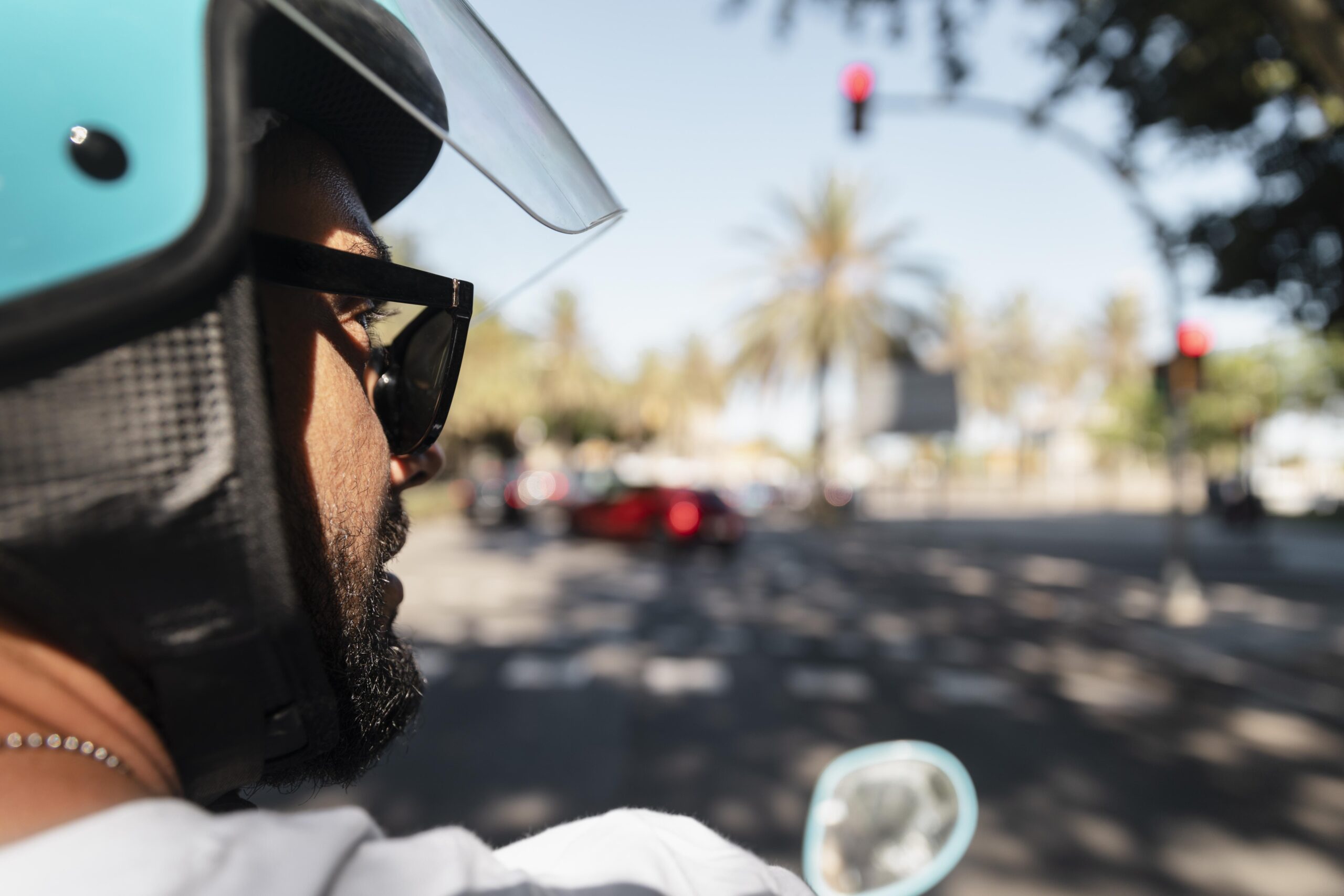 motociclistas e nr-16: entenda o que mudou com a atualização